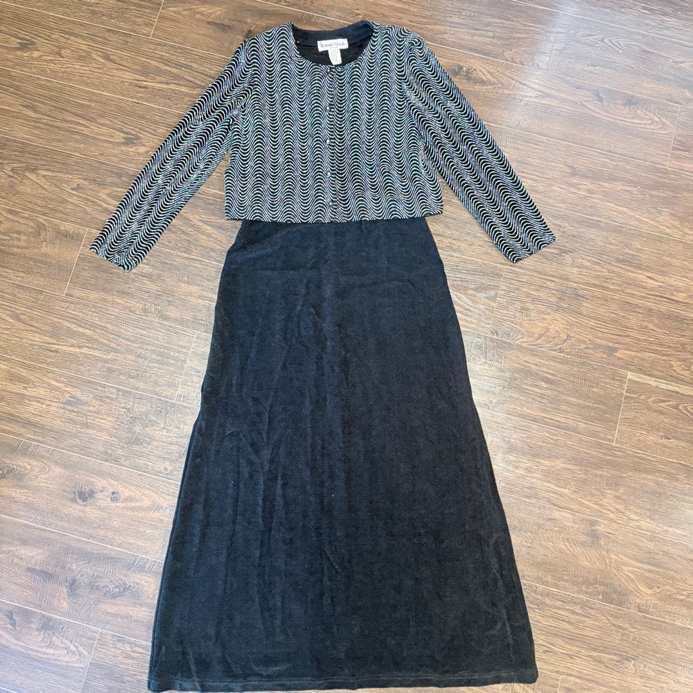 RONNIE NICOLE BLACK MAXI DRESS & SILVER GLITTER JACKET SEMI FOMAL